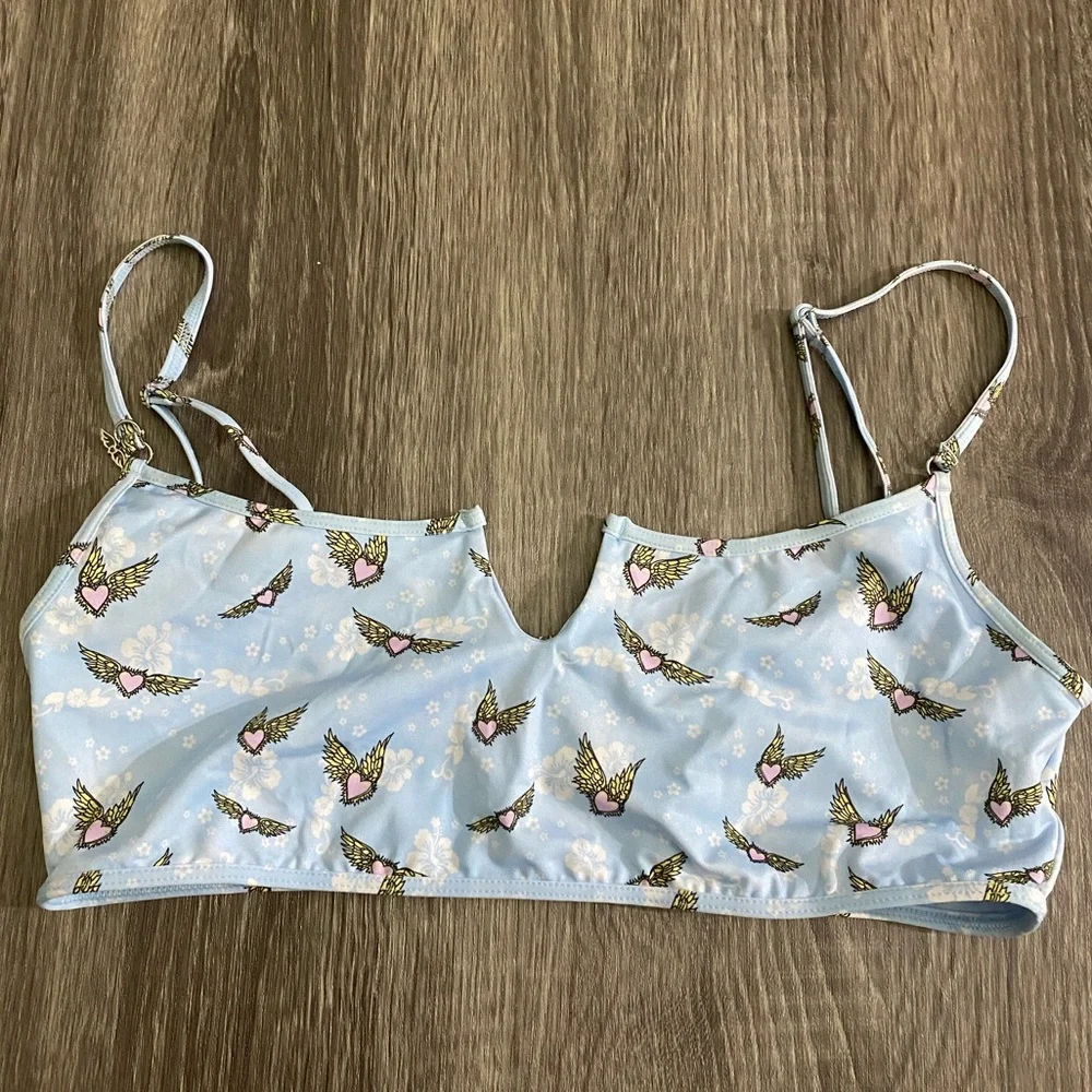 Frankie’s Bikinis Heaven on Earth hearts w wings bikini top